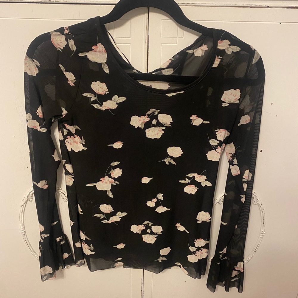Mesh Black/Floral 70’s style top